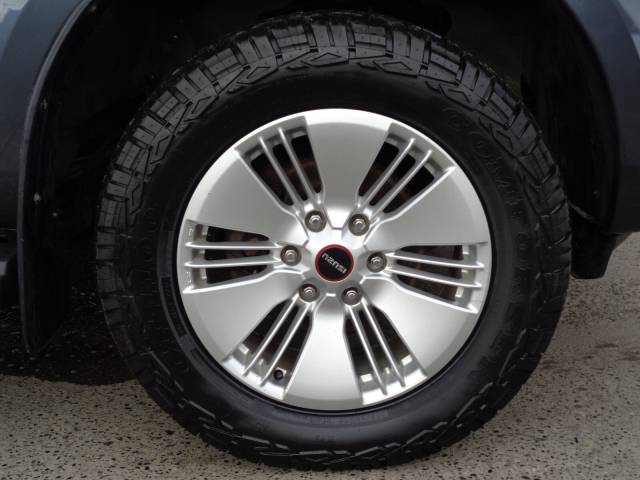 Isuzu D-Max 1.9 Diesel DL20 Pick Up Diesel Grey