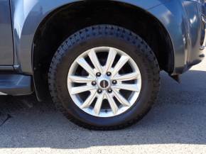 ISUZU D-MAX 2020  at Gareth Hughes Motors Milford Haven