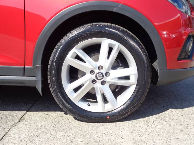 SEAT Arona 1.5 Hatchback FR Hatchback Petrol Red