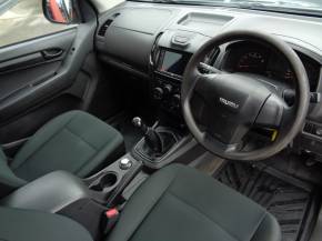 ISUZU D-MAX 2015  at Gareth Hughes Motors Milford Haven