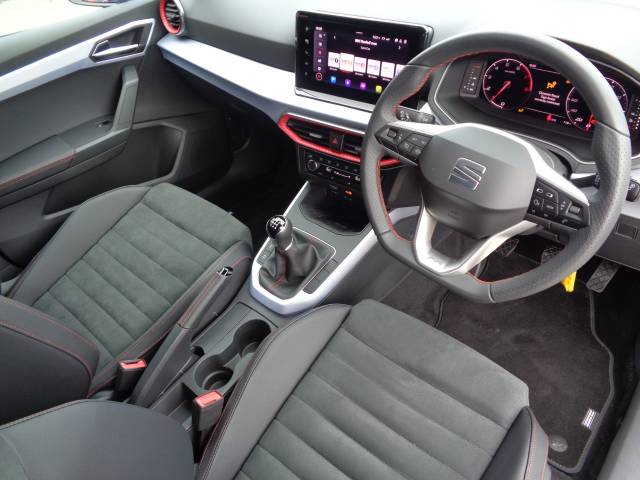 2025 SEAT Arona 1.0 Hatchback FR Sport