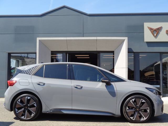 2025 Cupra Born Electric Hatchback V3