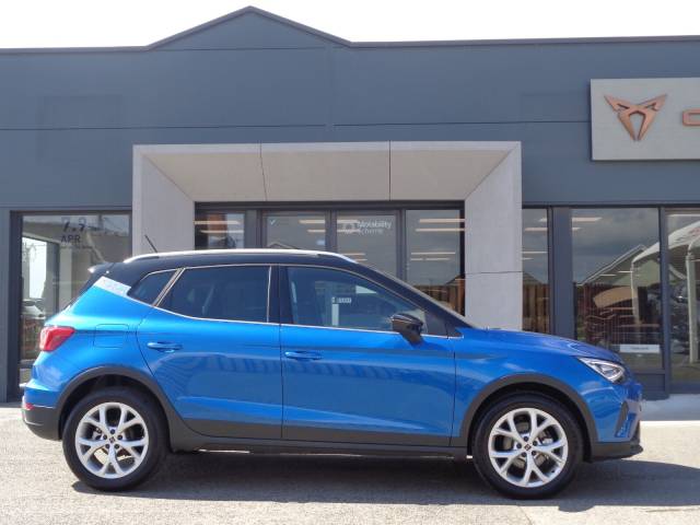 2025 SEAT Arona 1.0 Hatchback FR