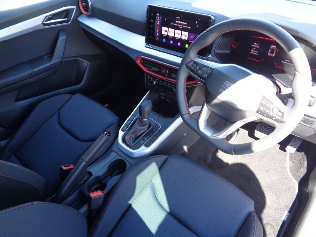 2025 SEAT Arona 1.0 Hatchback FR