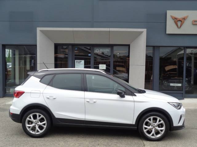 2023 SEAT Arona 1.0 Hatchback FR